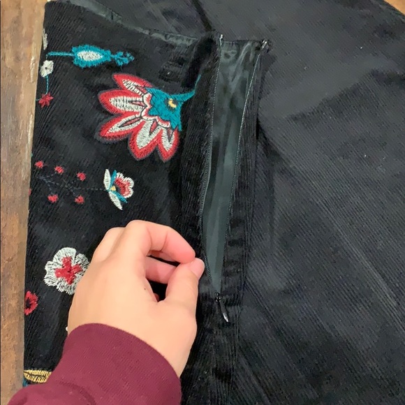 Skirt!!!! - Picture 3 of 4